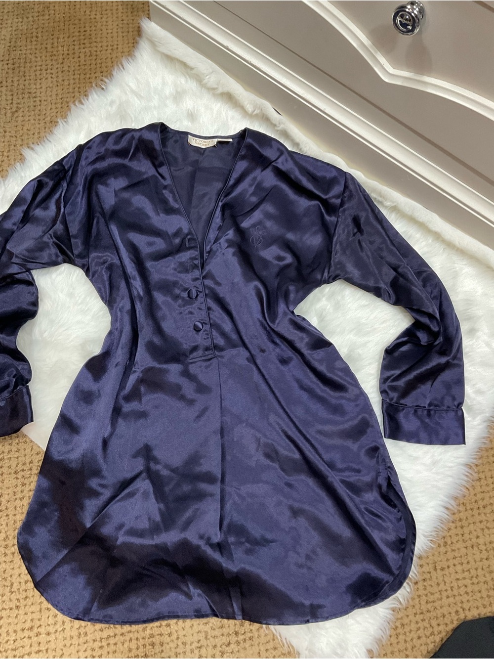 SilkyVictorias Secret Gold Tag Navy Button-Front